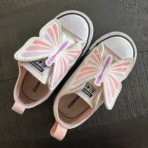 Toddler girl - Chuck Taylor Allstar easy- on butterflies casual sneakers